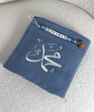 Load image into Gallery viewer, Arabic Calligraphy Blanket
