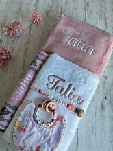 Load image into Gallery viewer, Deluxe Baby Gift Set