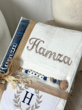Load image into Gallery viewer, Bath Towel Baby Gift Set