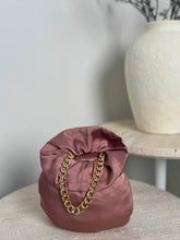 Load image into Gallery viewer, Ladies prayer clothes