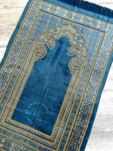 Load image into Gallery viewer, Luxury Prayer Mat and Wudu Towel Gift Set