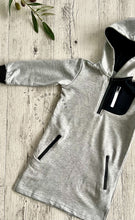 Load image into Gallery viewer, Boys Hooded Abaya