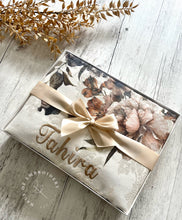 Load image into Gallery viewer, Luxury Prayer Mat Giftbox