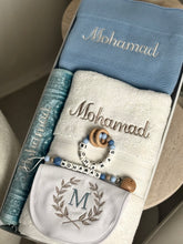 Load image into Gallery viewer, Deluxe Baby Gift Set
