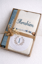 Load image into Gallery viewer, Baby Blanket gift set
