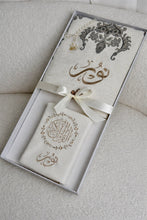 Load image into Gallery viewer, Classic Quran Gift set
