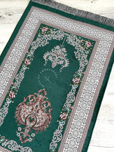 Load image into Gallery viewer, Classic Prayer Mat Gift Set
