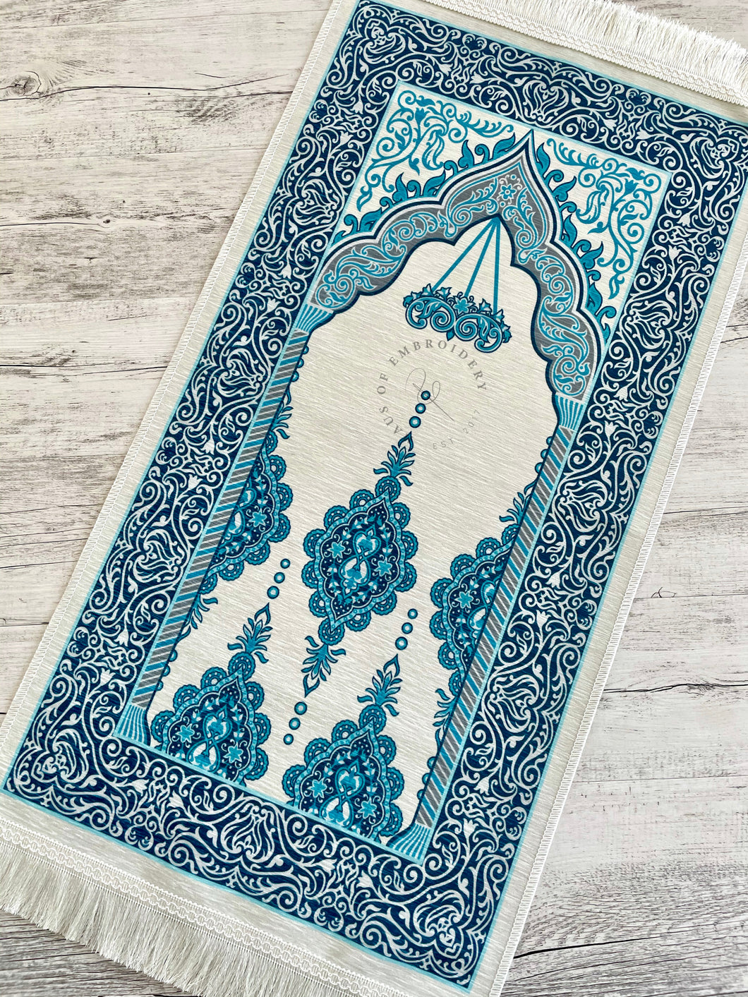 Mihrab medium (1-8 years)