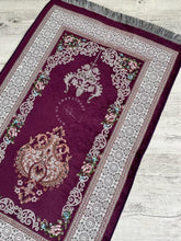 Load image into Gallery viewer, Classic Prayer Mat and Wudu Towel Gift Set
