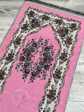 Load image into Gallery viewer, Classic Prayer Mat and Wudu Towel Gift Set
